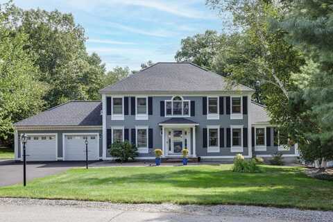 10 Manasquan Circle, Londonderry, NH 03053