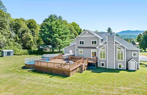 34 Fairway Drive, Stowe, VT 05661