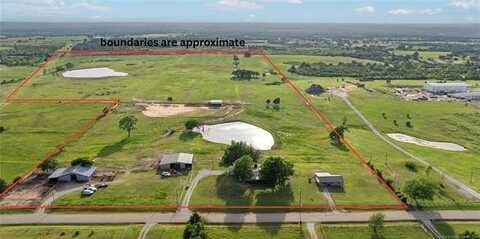 1202 S Oak Grove Road, Cushing, OK 74023