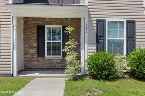 110 Meadow Way, Havelock, NC 28532