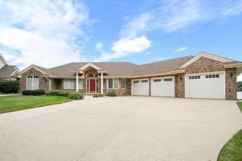 4859 Bradford Lane, Sioux City, IA 51106