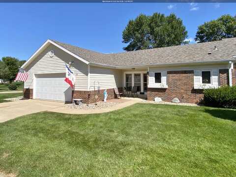 19 Park Village, Le Mars, IA 51031