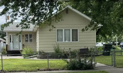 1116 Pacquette Ave, Sioux City, IA 51109