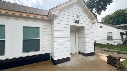 218 SW B St Sw Street, Ardmore, OK 73401