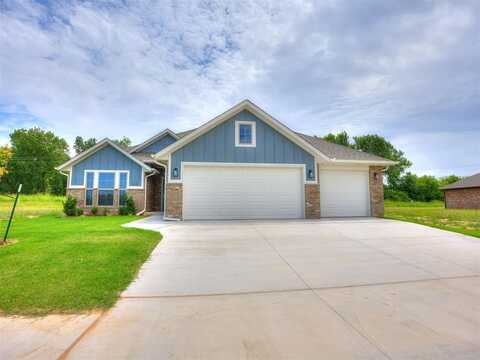 7608 Three Woods Lane, Yukon, OK 73099