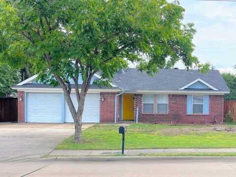 319 Marshall Creek Road, Roanoke, TX 76262