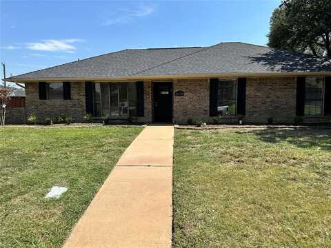 3710 Woodside Road, Carrollton, TX 75007