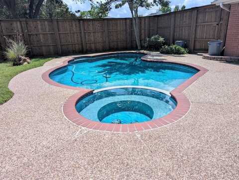 814 Meandering Way, Mesquite, TX 75150
