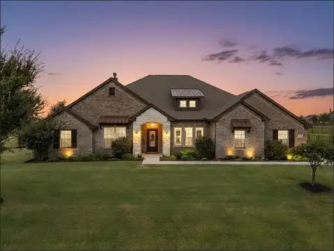 105 High Vista Road, Decatur, TX 76234