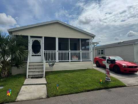 174 E Falcon Crest, Plant City, FL 33565