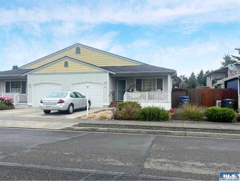 824 E Washington Place, Sequim, WA 98382