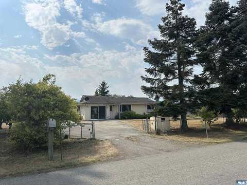 170 E Runnion, Sequim, WA 98382