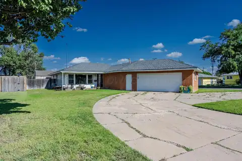 2100 N Christine St, Pampa, TX 79065