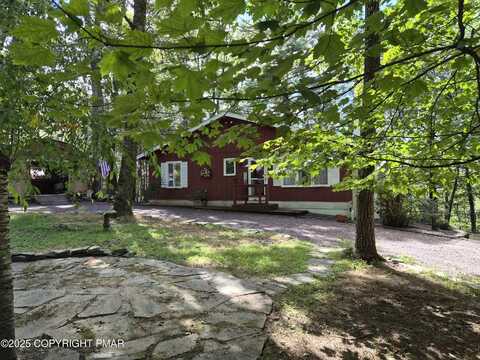 180 Sportsmen Drive, Cresco, PA 18326