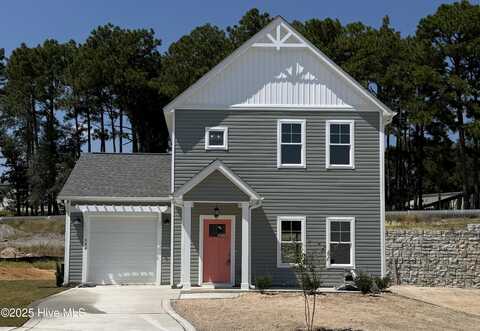 544 Burgundy Drive, Southern Pines, NC 28387
