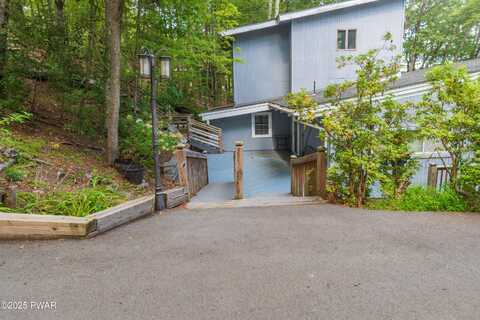 127 Waterview Drive, Lords Valley, PA 18428