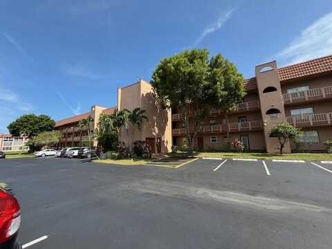9660 Sunrise Lakes Blvd, Sunrise, FL 33322