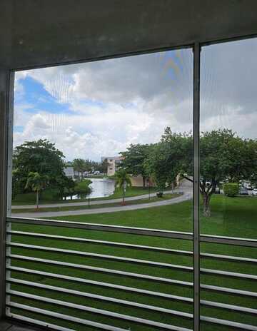 608 NE 2nd St, Dania Beach, FL 33004