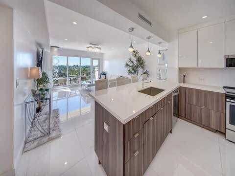 2500 E LAS OLAS BLVD, Fort Lauderdale, FL 33301
