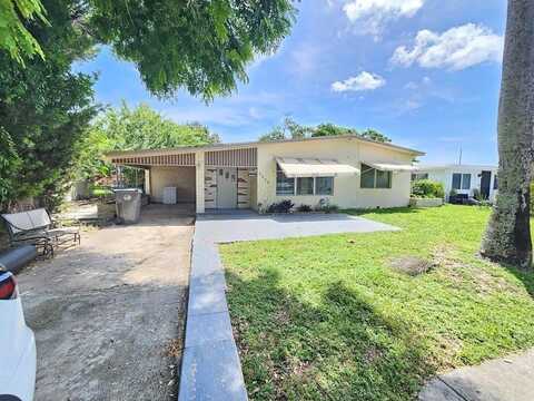 3701 SW 43rd Ave, West Park, FL 33023