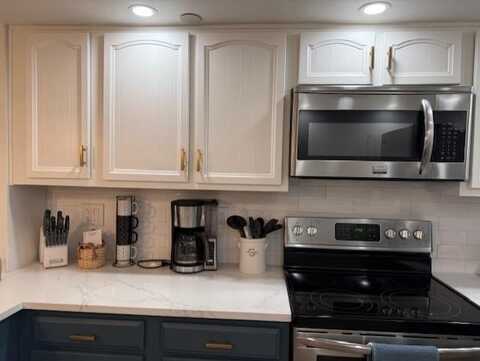 3200 Port Royale DR, Fort Lauderdale, FL 33308