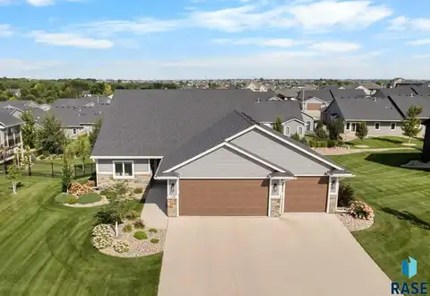 108 N Piper Dr, Sioux Falls, SD 57110
