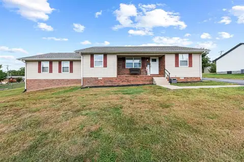 110 Village Circle, Glasgow, KY 42141