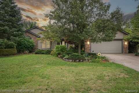 20235 Pollyanna Drive, Livonia, MI 48152