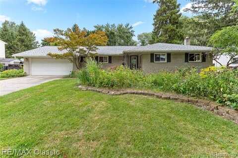 17398 Westbrook Drive, Livonia, MI 48152