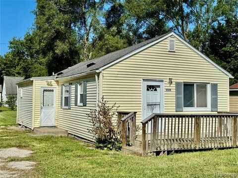 1123 Cherrylawn Drive, Pontiac, MI 48340