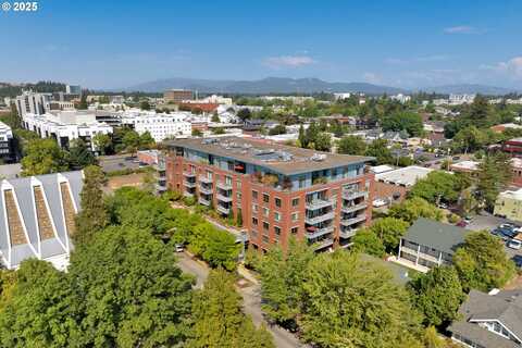 1375 OLIVE ST, Eugene, OR 97401