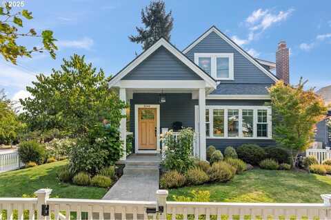 3244 NE 45TH AVE, Portland, OR 97213
