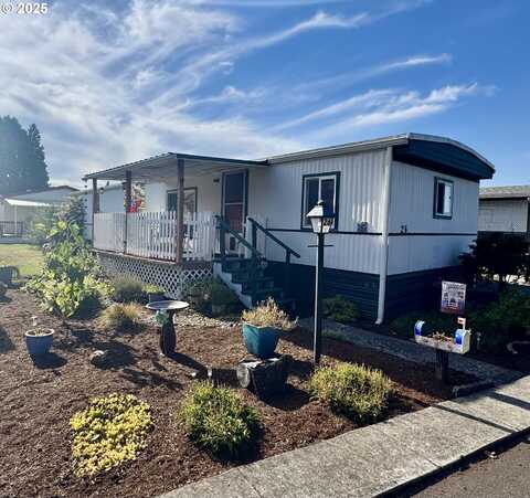1225 W 10TH AVE, Junction City, OR 97448