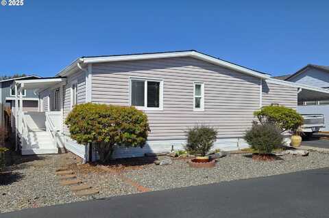 15889 SUNSET STRIP, Brookings, OR 97415