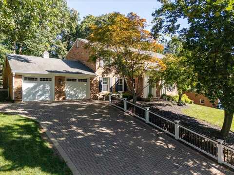 6235 Hidden Valley DR, Roanoke, VA 24018