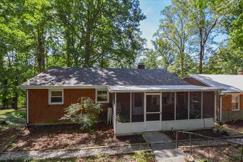 2530 Maiden LN SW, Roanoke, VA 24015