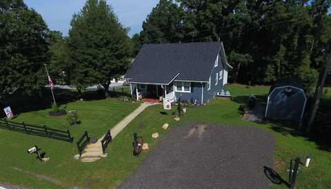 3881 Smith Mountain Lake PKWY, Huddleston, VA 24104