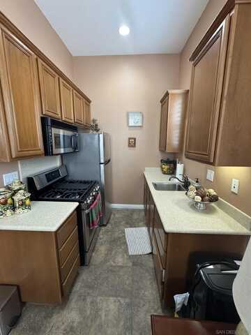 1668 Thompson Ave, Chula Vista, CA 91913