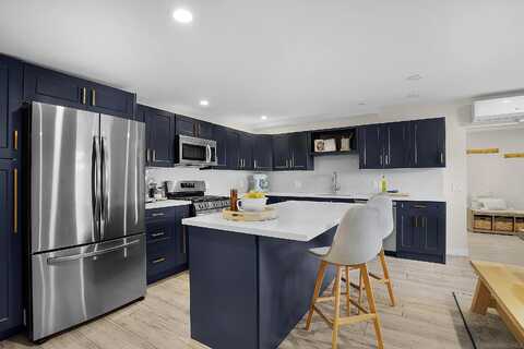 6784 Alamo Way, La Mesa, CA 91942