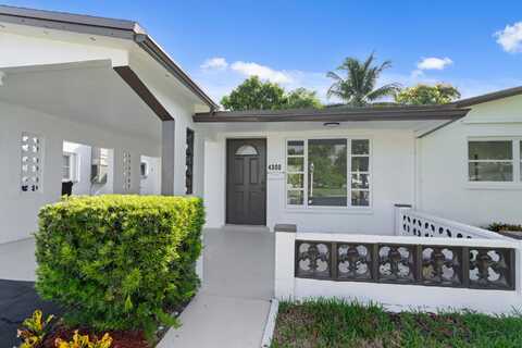 4300 NW 45th Terrace, Lauderdale Lakes, FL 33319
