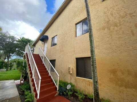 6013 10th Avenue N, Greenacres, FL 33463