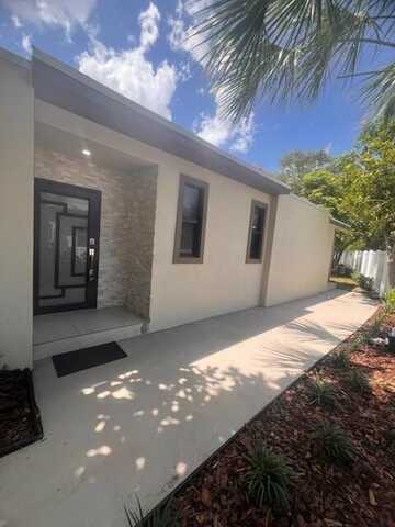 327 Kingsbridge Street, Boca Raton, FL 33487