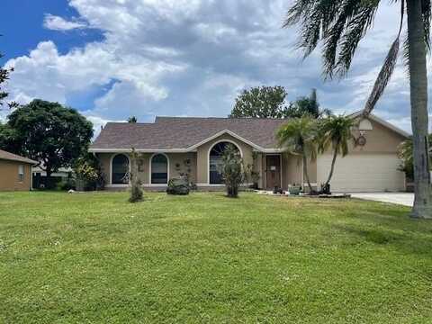 618 SE Streamlet Ave Avenue, Port Saint Lucie, FL 34953