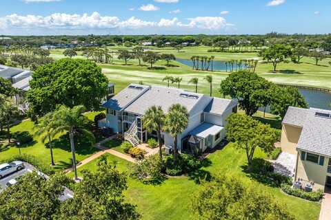 27 Eastgate Drive, Boynton Beach, FL 33436