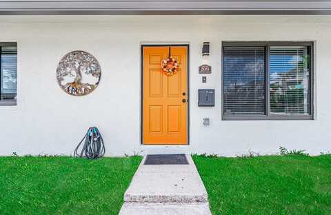 2015 Wilkins Avenue, West Palm Beach, FL 33401