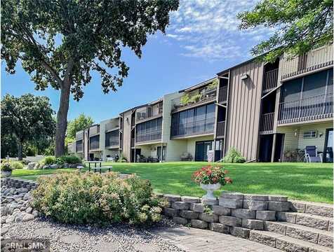 151 Lake Avenue N, Spicer, MN 56288