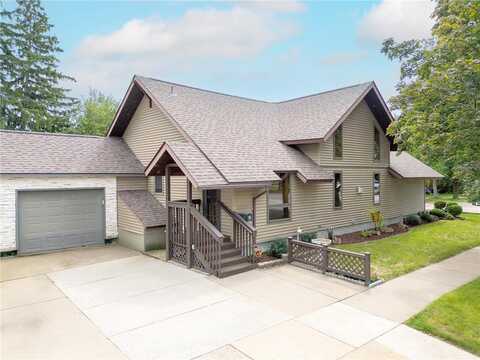 300 E 8th Street, Winona, MN 55987