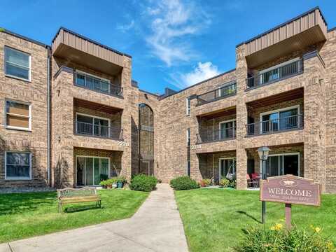 2220 Midland Grove Road, Roseville, MN 55113