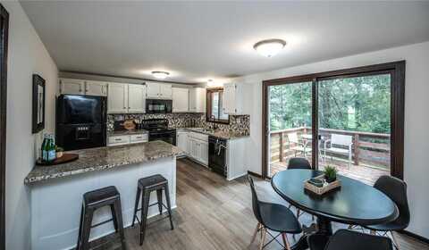 287 Frankland Street, Mahtomedi, MN 55115