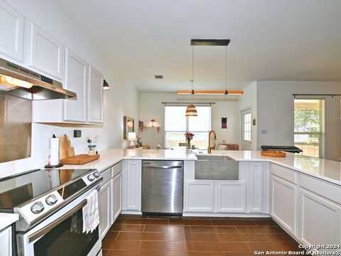 165 Red Hawk, San Antonio, TX 78258
